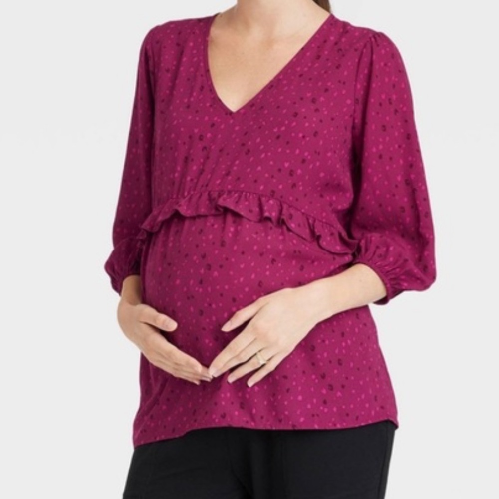 Ingrid & Isabel Maternity Blouse in Fuchsia Animal Print Relaxed Fit Sz S